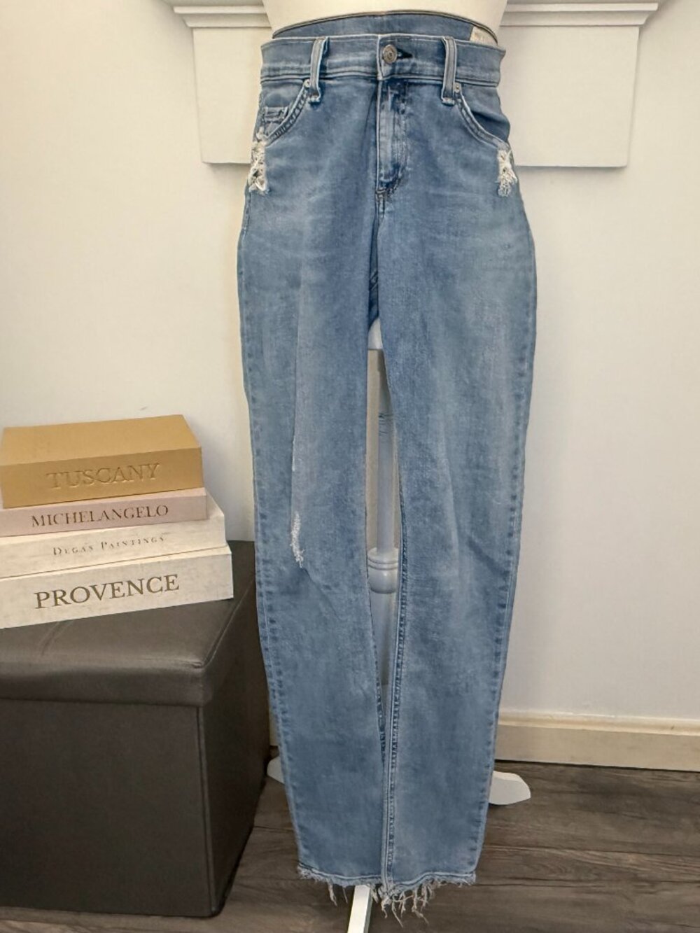 Rag & Bone Skinny Jeans 29 Distressed Light Wash Raw Hem Relaxed Fit
